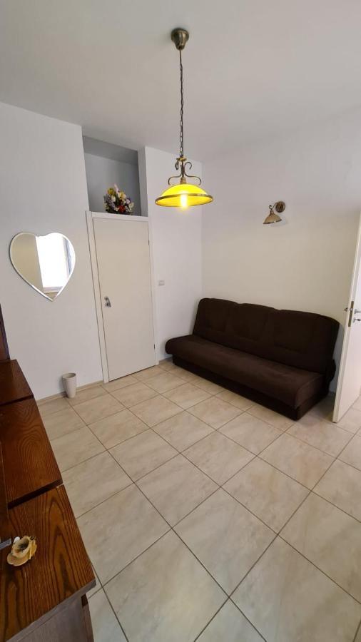 Apartament Centru Plaja Modern コンスタンツァ エクステリア 写真